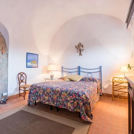 Borgo Rinascimento Farnese