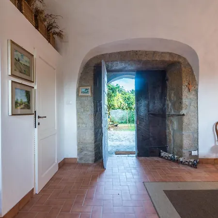 Κατάλυμα σε φάρμα Borgo Rinascimento *