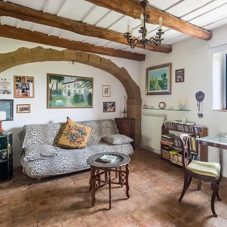 Κατάλυμα σε φάρμα Borgo Rinascimento *